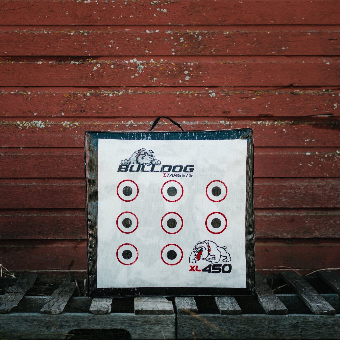 Bulldog Doghouse XL 450 Archery Target by Bulldog Archery Targets